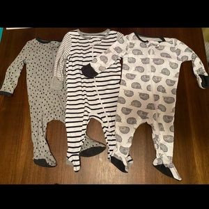 0-3 months Set of 3 Footie Pajamas